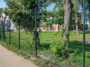 3D заборы для школы 90 метров фото в Красногорске